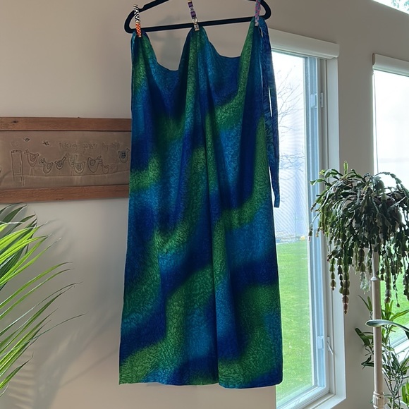 Beach, club, cruise wear, 2 piece outfit, very pretty, unfortunately too small - Picture 5 of 6